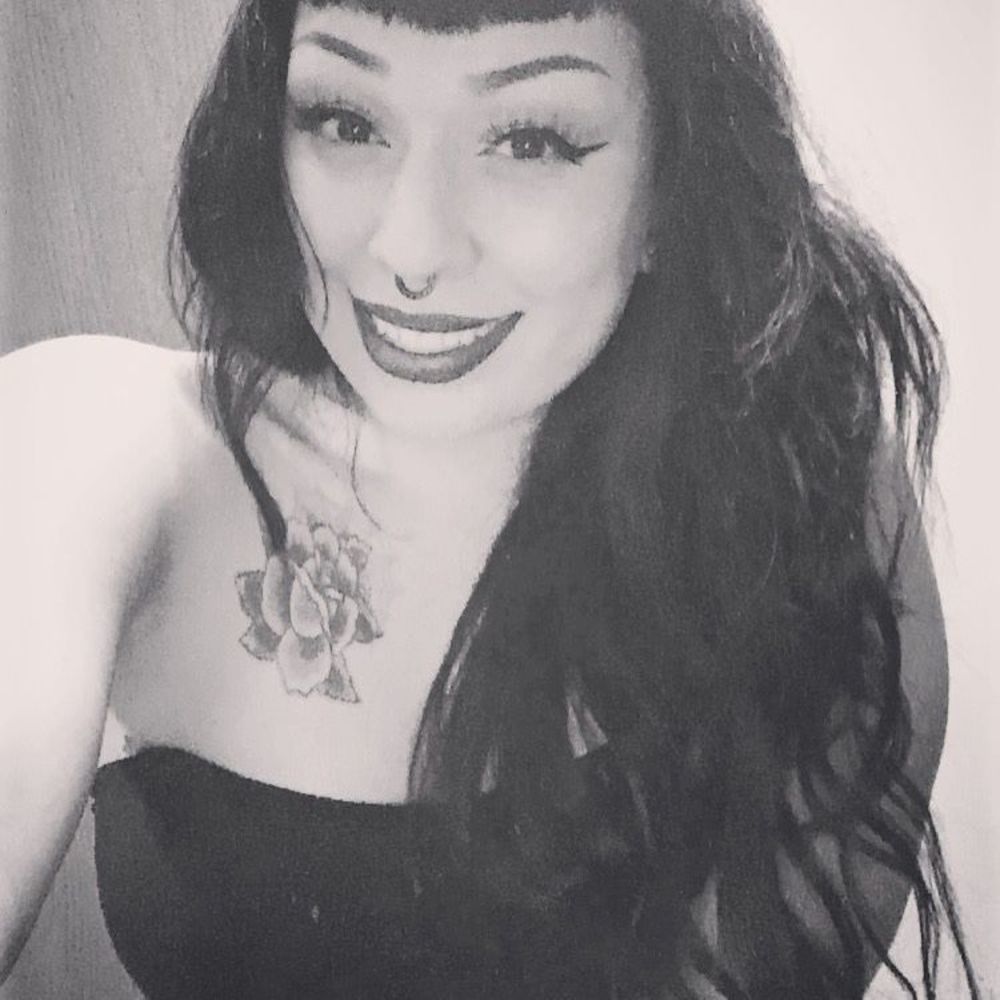 Meet your Posher, Victoria